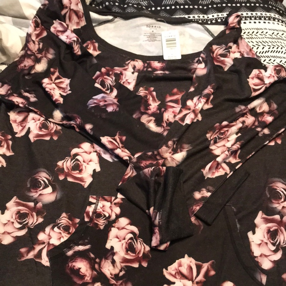 Rose pattern sweatshirt